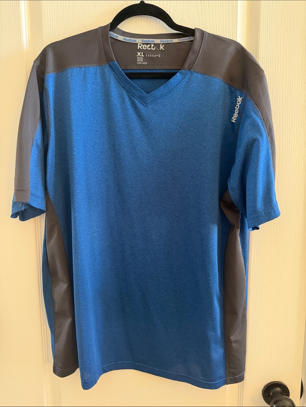 Reebok Blue and Gray Men's Short Sleeve Performance Tee - XL